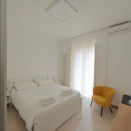 San Pasquale 3* Neapel